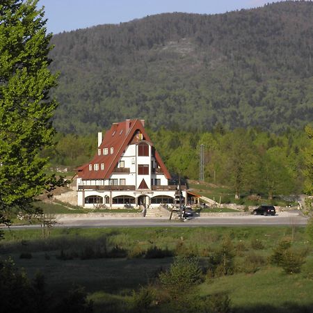 Pansion & Restoran Winnetou Plitvička Jezera Exterior foto