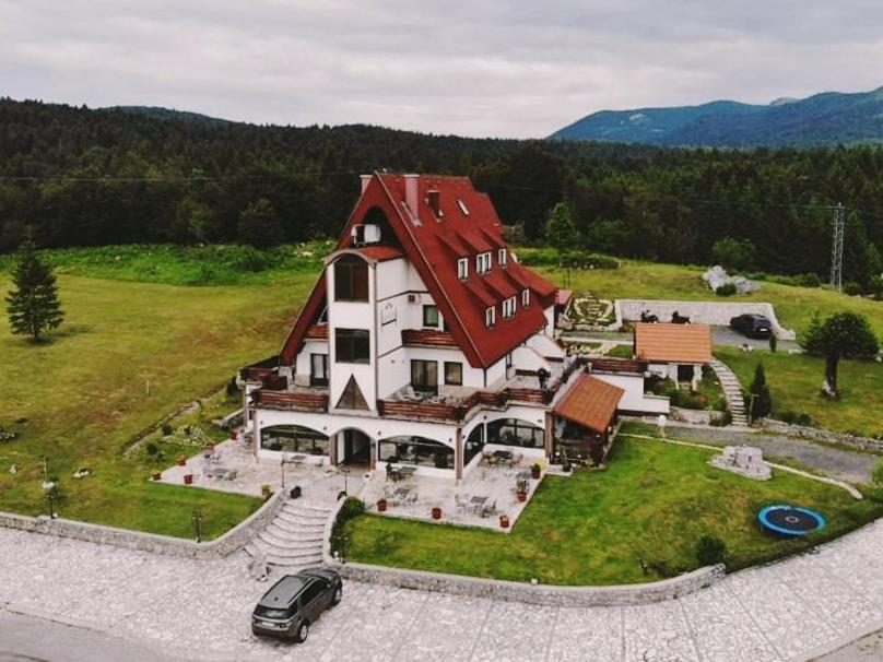 Pansion & Restoran Winnetou Plitvička Jezera Exterior foto