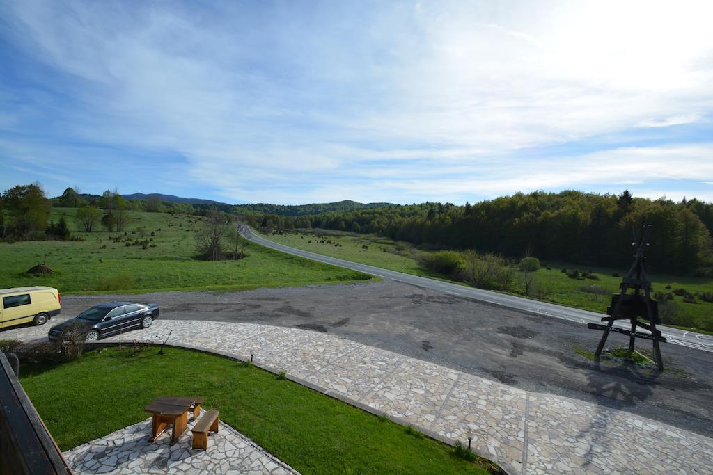 Pansion & Restoran Winnetou Plitvička Jezera Exterior foto