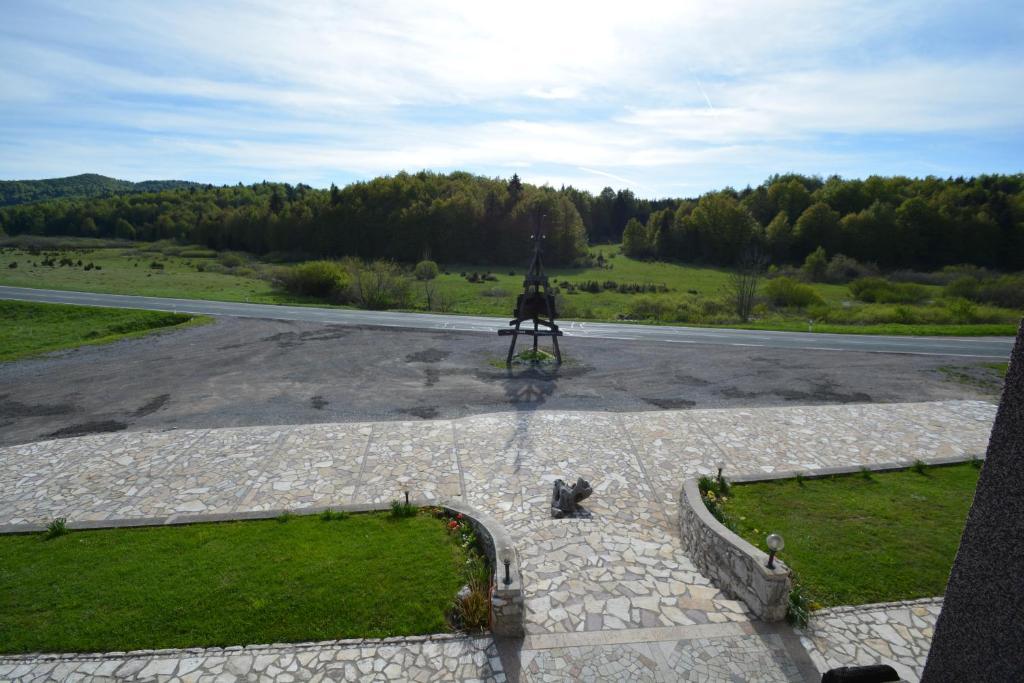 Pansion & Restoran Winnetou Plitvička Jezera Exterior foto