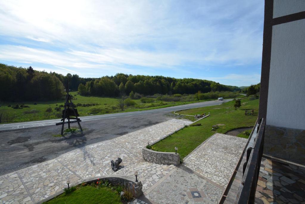 Pansion & Restoran Winnetou Plitvička Jezera Exterior foto